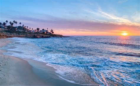 Santa Cruz, CA Located just 30 miles from Santa Clara, Sunny Cove Beach is a hidden gem known for its calm waters, perfect for swimming and kayaking. The beach is surrounded by stunning cliffs and …